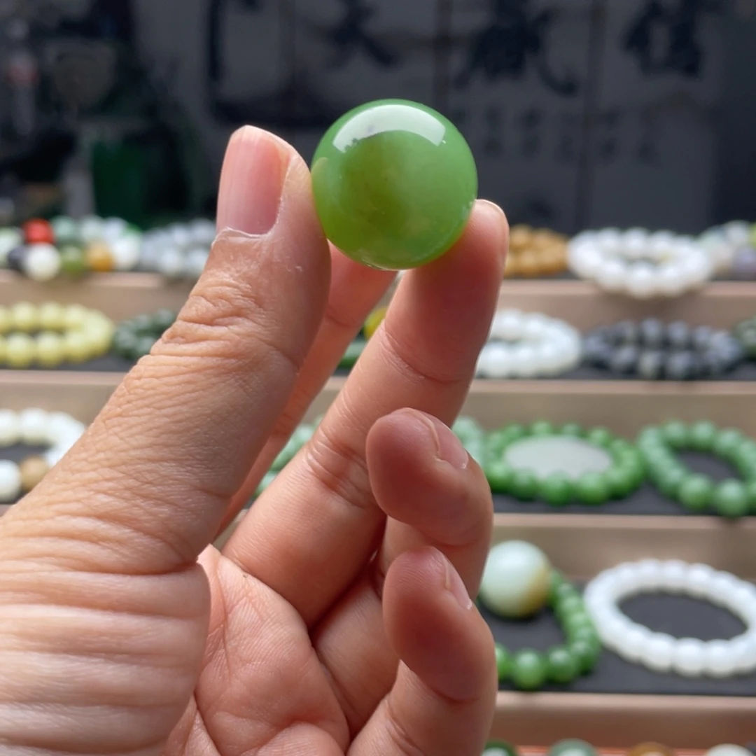 未镶嵌手链和田玉20果绿