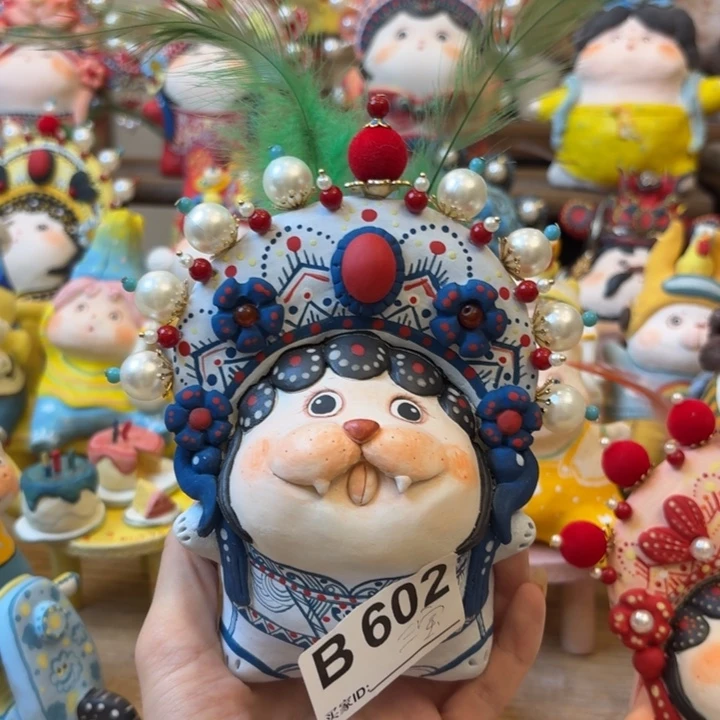 家***宝摆件手捏陶艺摆件