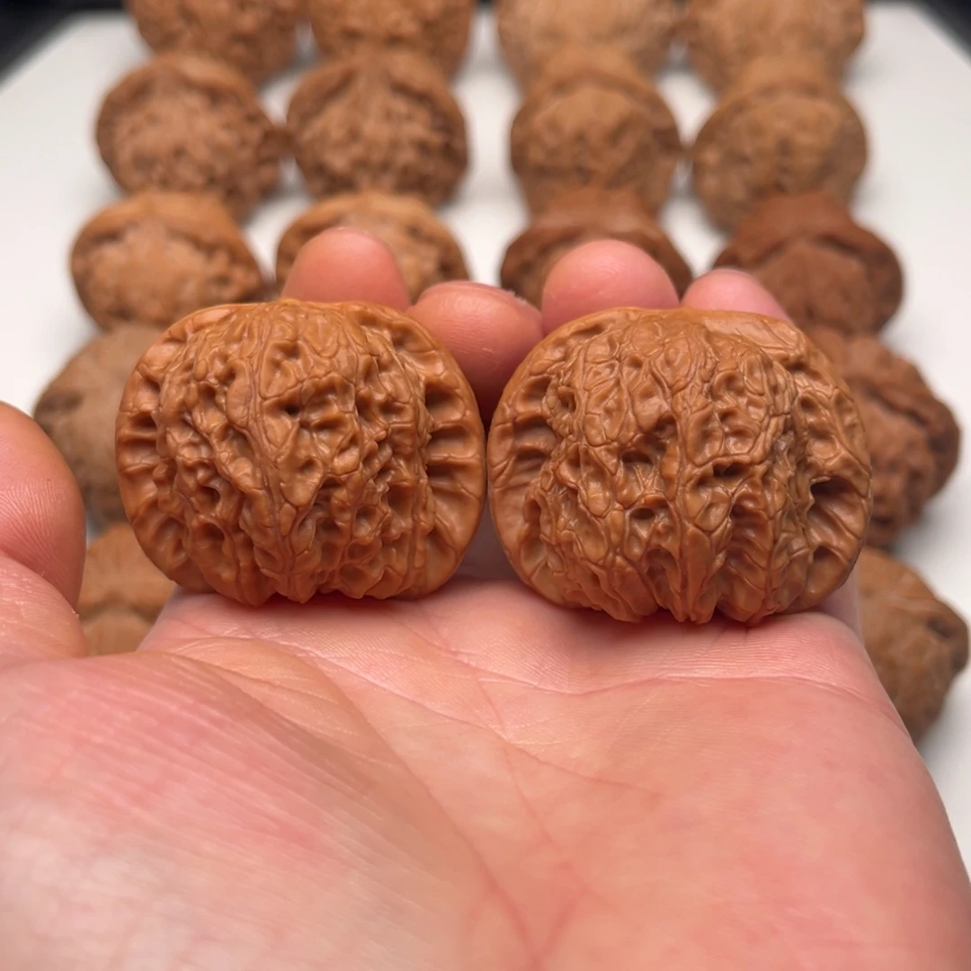 核桃把件41 血麒麟（精修打底）