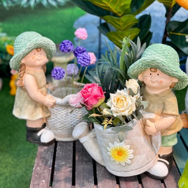 创意可爱男孩女孩花盆摆件户外阳台庭院装饰造景布置