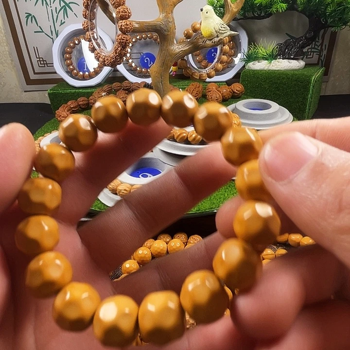 猴头核桃手串欧**.精品猴头雕刻奶酪手串