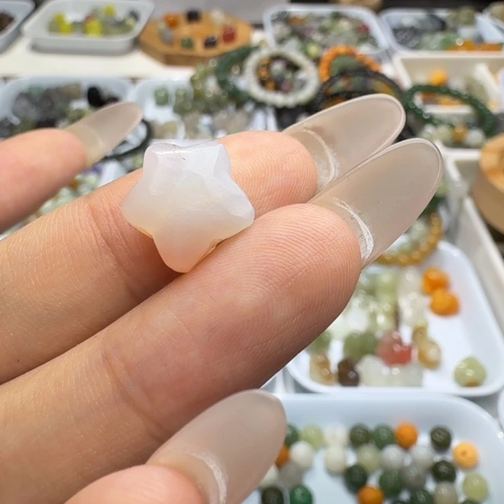 未镶嵌和田玉珠宝半成品