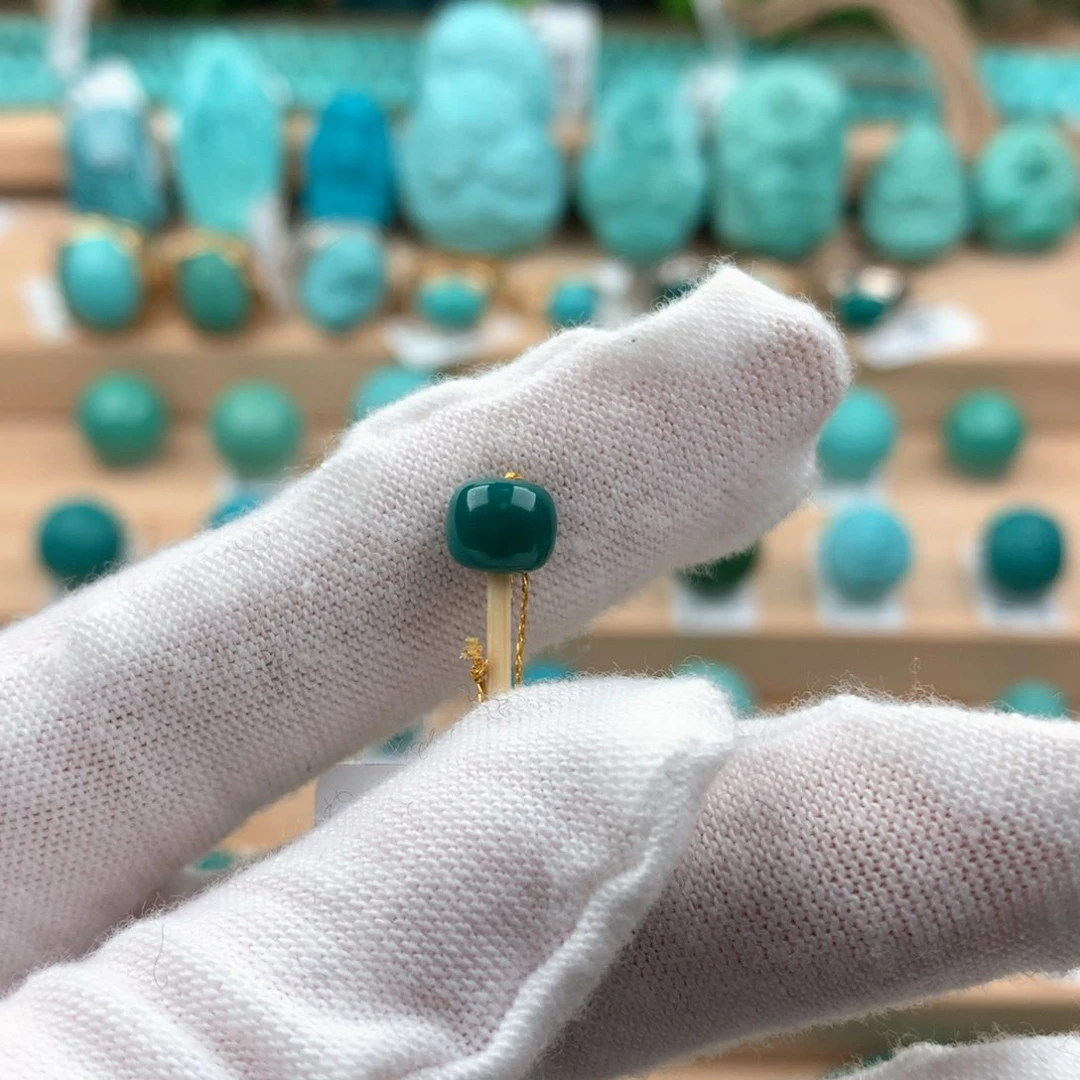 绿松石配饰未镶嵌6.7-5.7