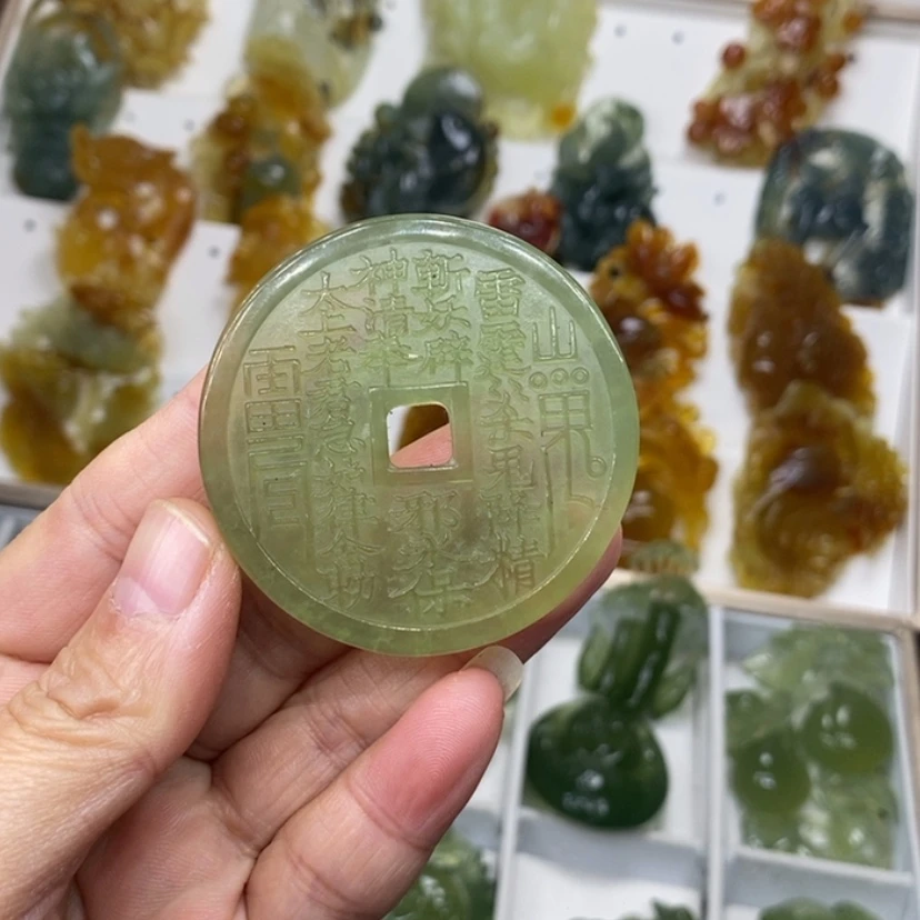 【闪购商品】未镶嵌蛇纹石玉颈饰