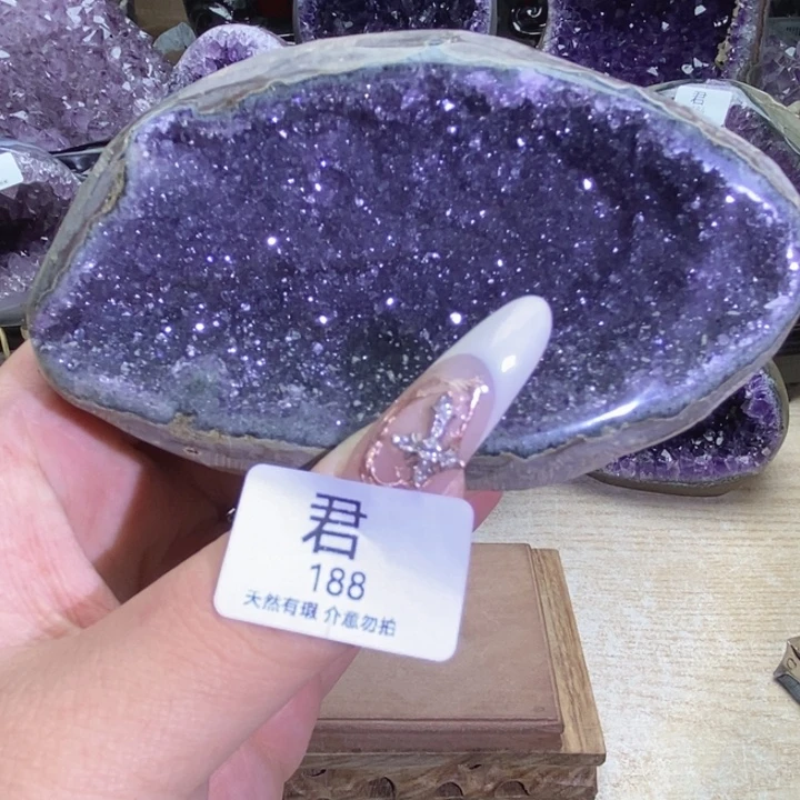 大型摆件（非配饰）紫晶未镶嵌