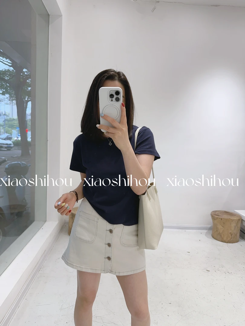 小时候女装店英文t恤7668