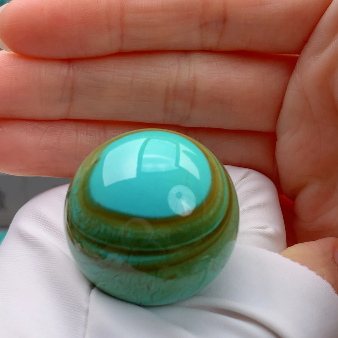 博***维绿松石未镶嵌珠宝奇石