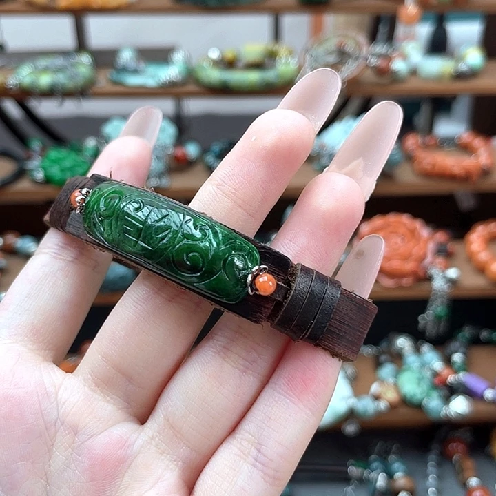 翡翠未镶嵌手链饰品