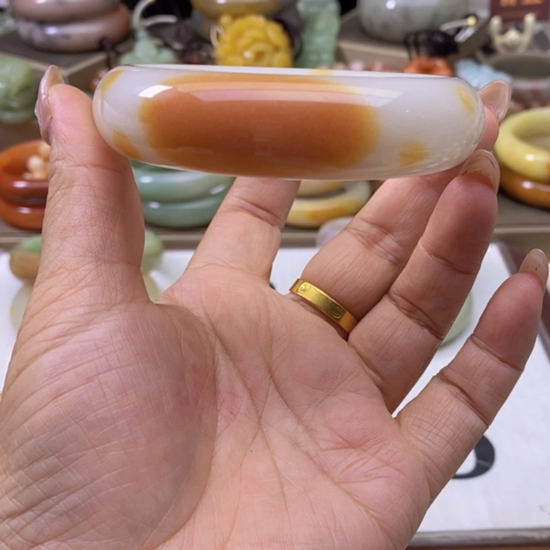 【闪购商品】未镶嵌手镯石英岩玉牵****0