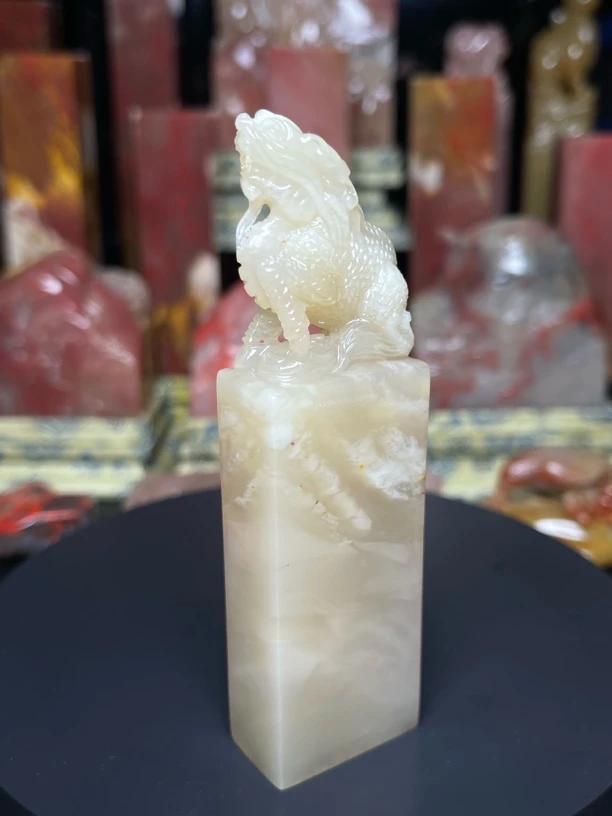 特价巴林石彩冻石