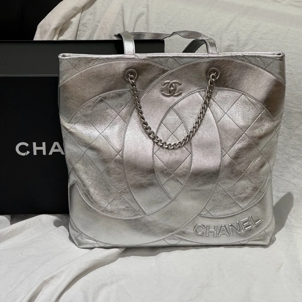 99新 Chanel/香奈儿 壹所奢品闲置23C 复古tote包 金属太空银