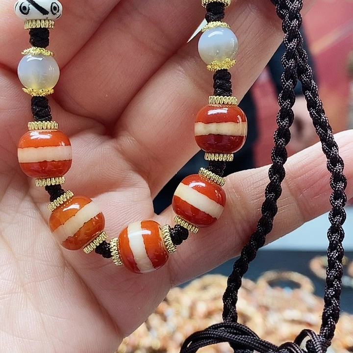 玛瑙/玉髓颈饰合金