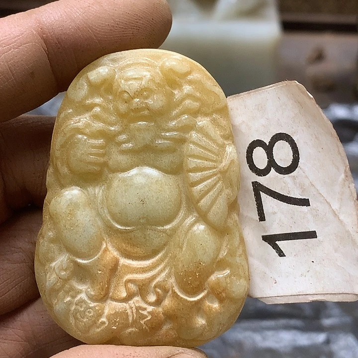 未镶嵌和田玉挂件