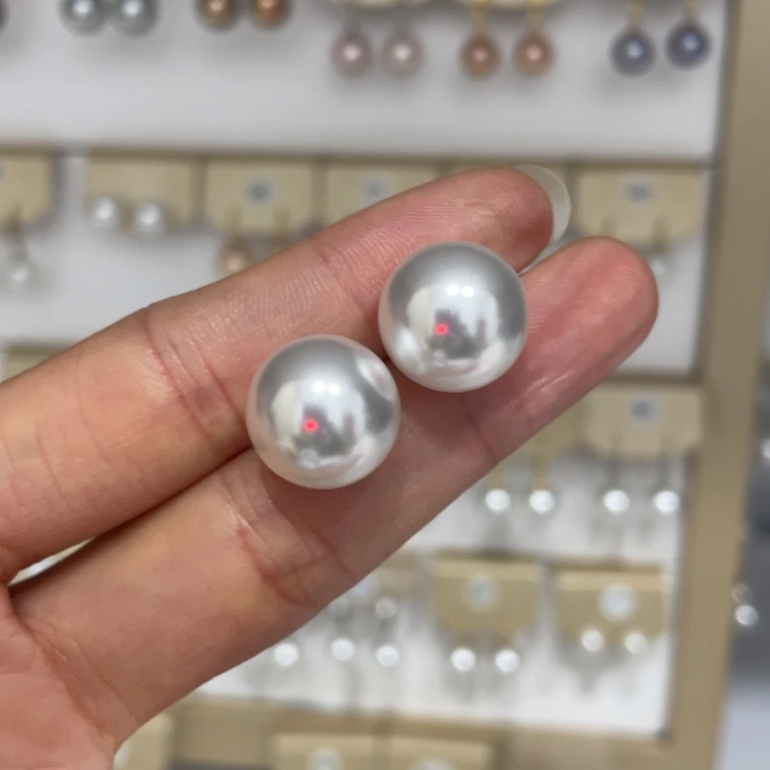 淡水珍珠耳饰18K金镶嵌