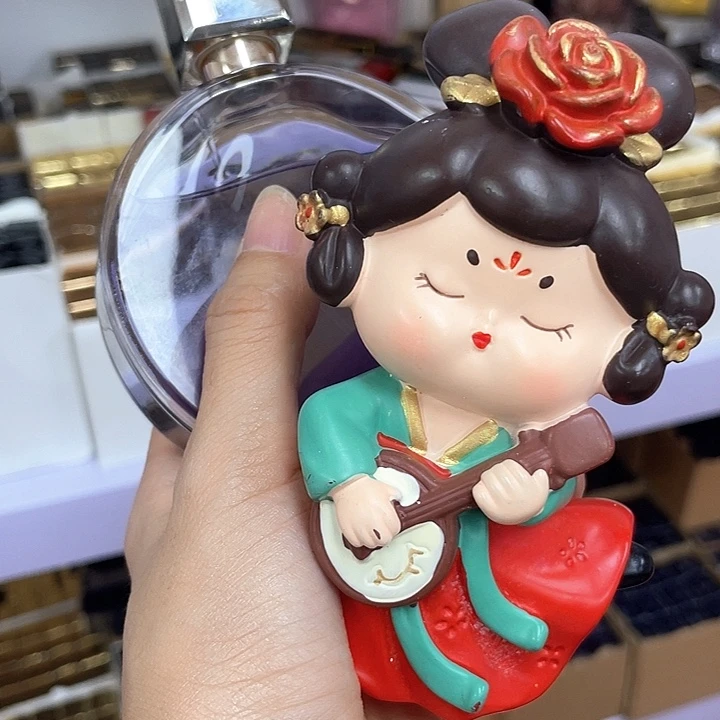 瓷片紫邂逅陶瓷娃娃