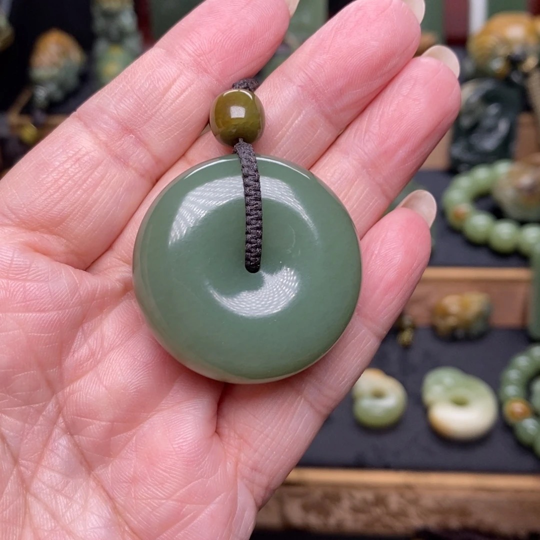 岫岩老玉（透闪石质玉）未镶嵌挂件