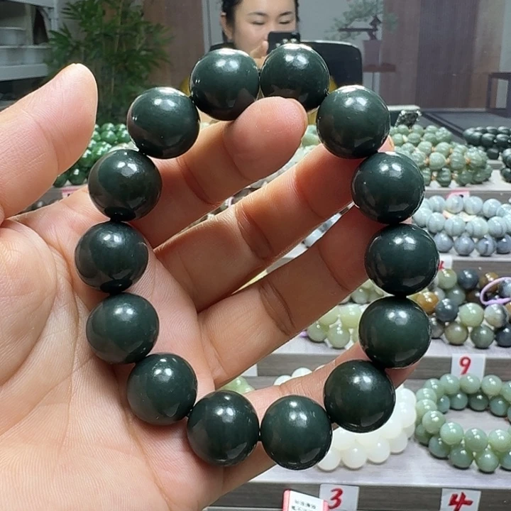和田玉未镶嵌手链新疆沙枣青卡16