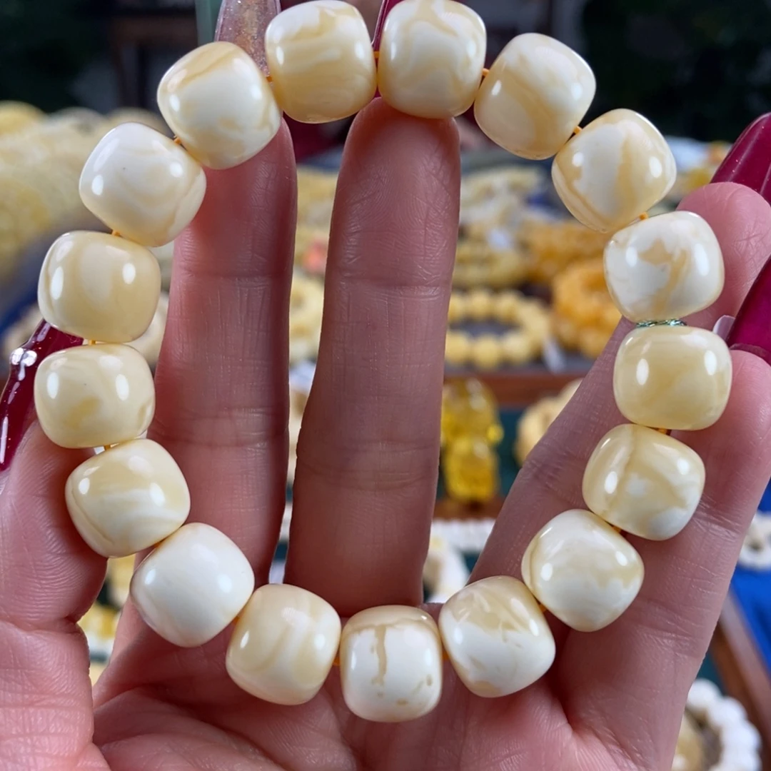 琥珀未镶嵌珠宝奇石13老型22.84