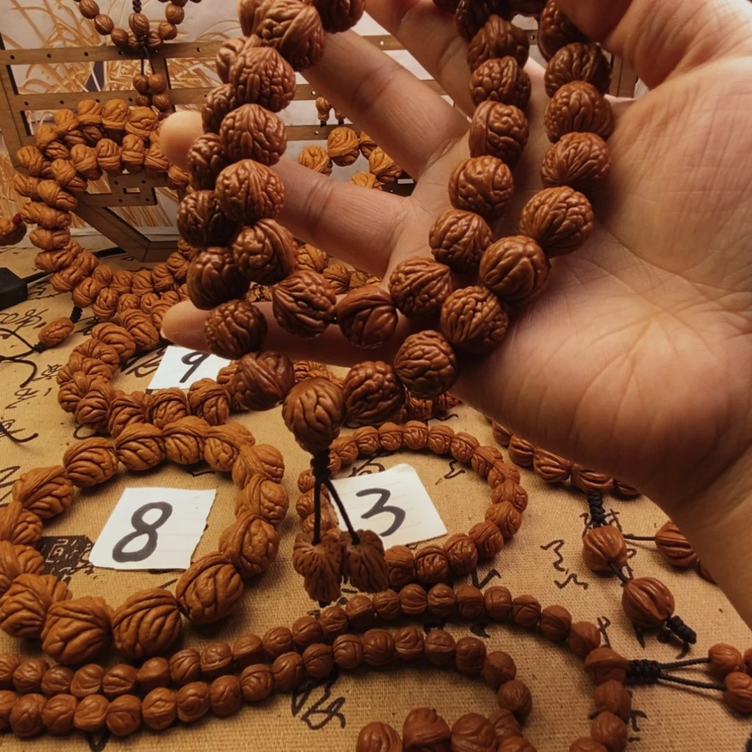 暮***客文玩核桃吊坠龙纹桃核