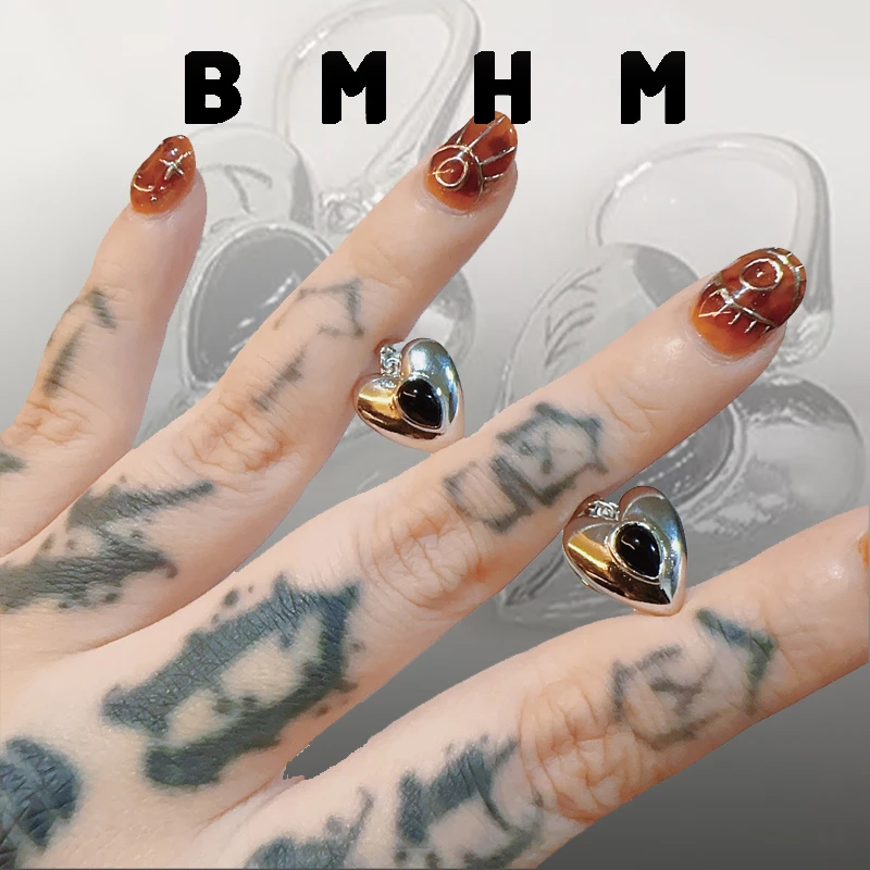 BMHM 铜合金耳饰 法式复古黑色锆石爱心耳钩女桃心耳坠送女友浪漫