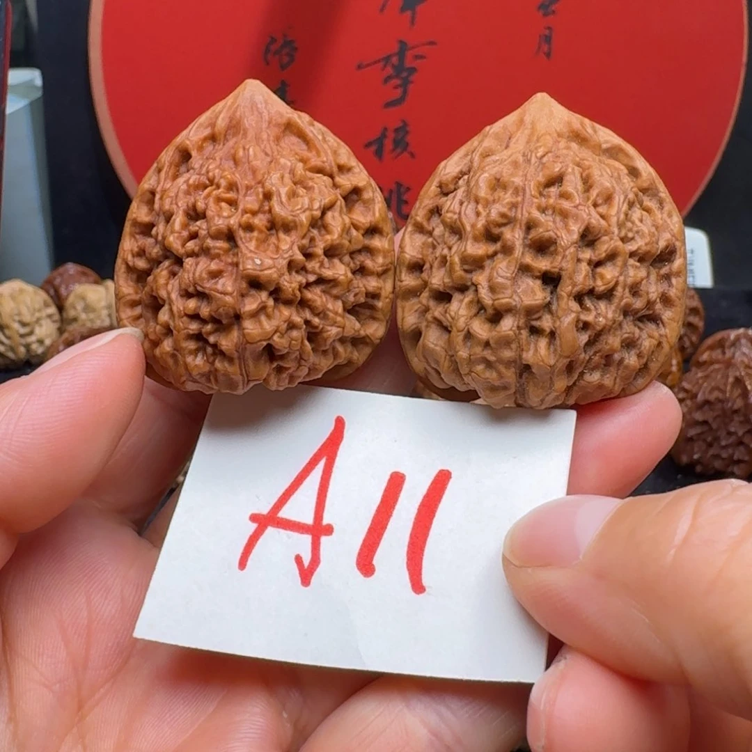 文玩核桃把件熙*39红地闷官帽