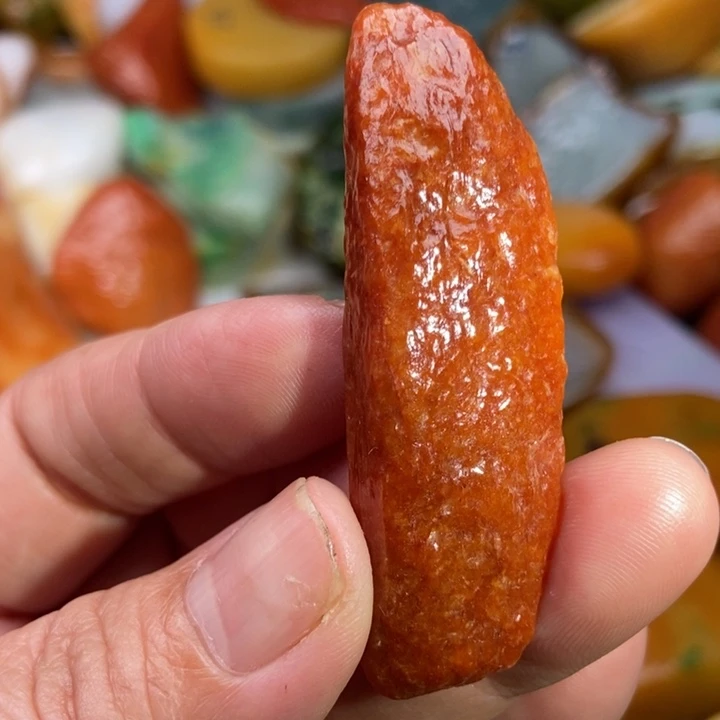 翡翠未镶嵌颈饰缅甸