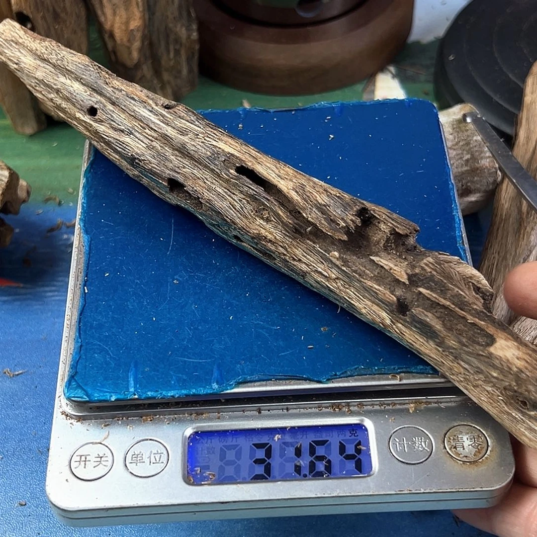 香料绿奇楠虫虫漏白棋31克