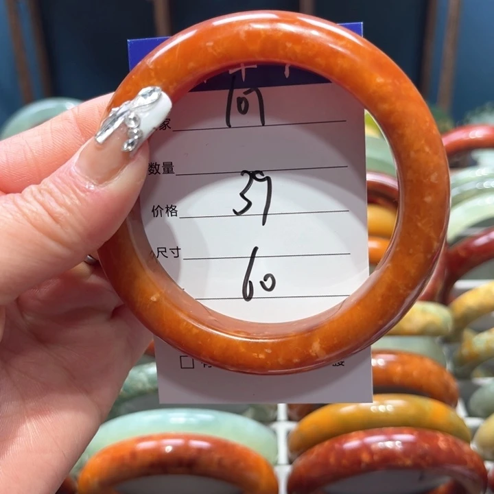 蛇纹石玉手镯未镶嵌小***龟