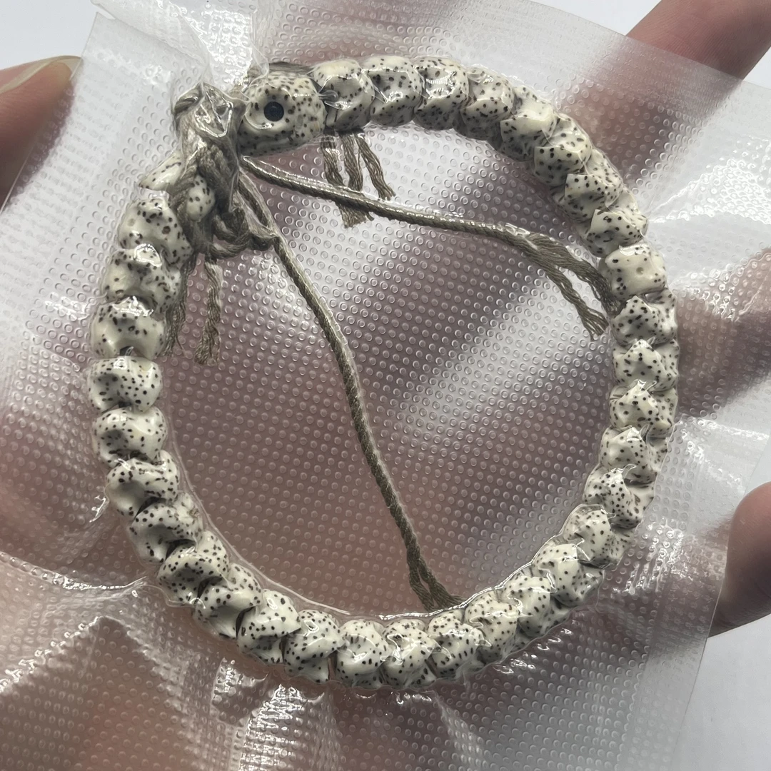 A3 星月菩提雕蛇骨约卡9单圈 596 （配A3礼盒套装）