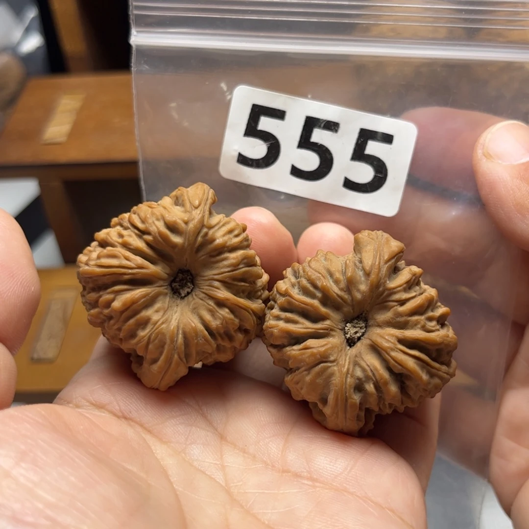 吊坠文玩核桃顺**水凹底40