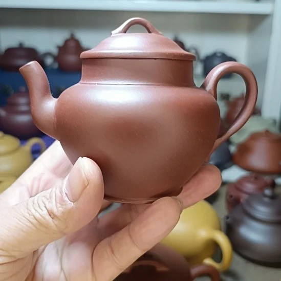 紫砂茶壶原矿清水泥宫灯260cc内推半手工
