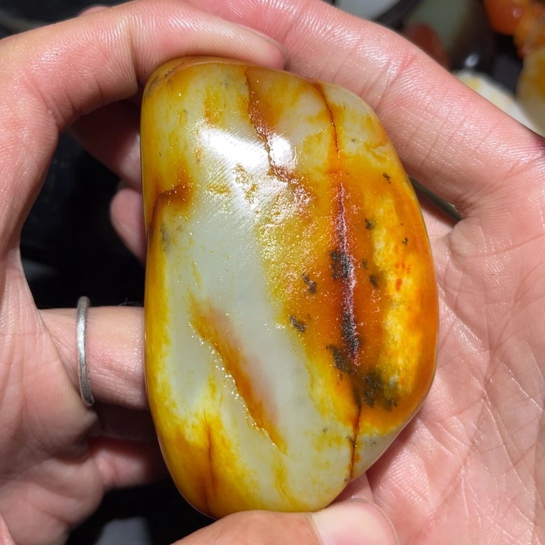 和田玉未镶嵌珠宝奇石