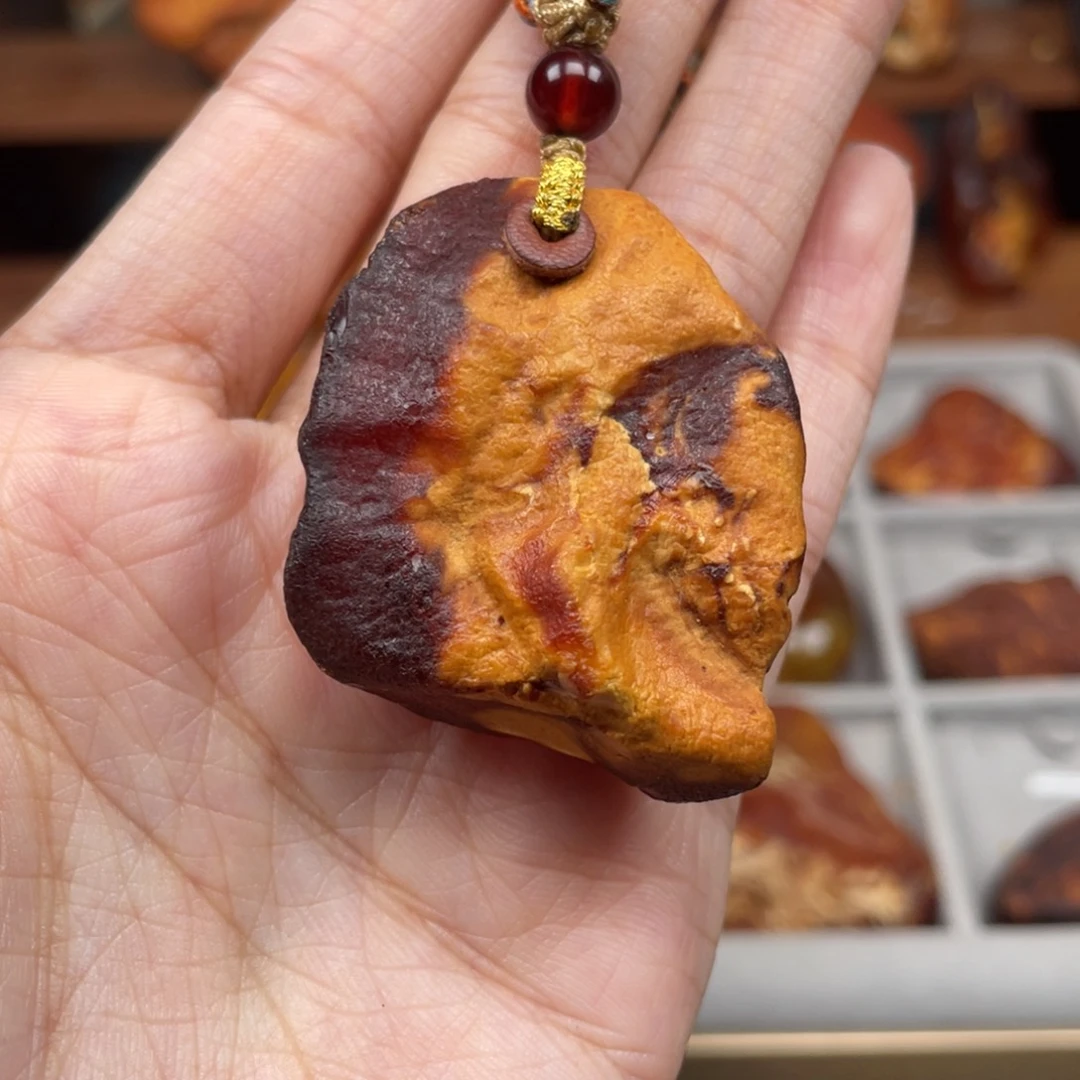 未镶嵌蜜蜡珠宝奇石