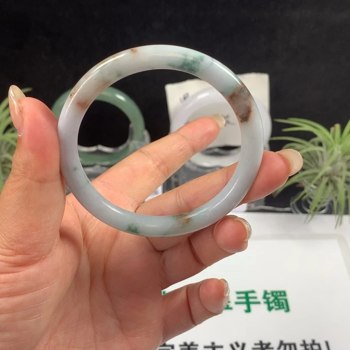 未镶嵌手镯翡翠28  55.6圈