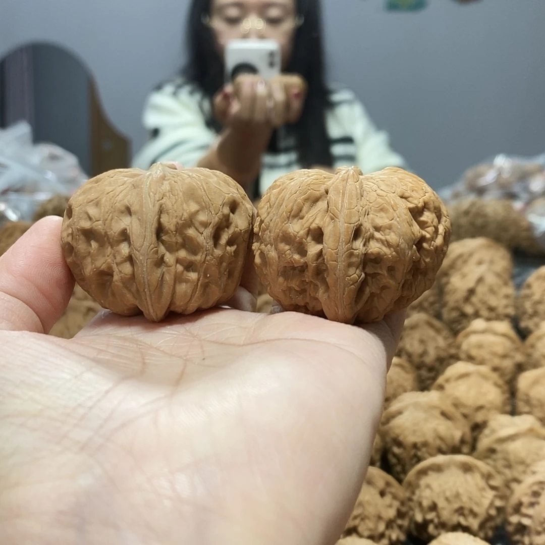 乐***燊吊坠文玩核桃元宝42+黄