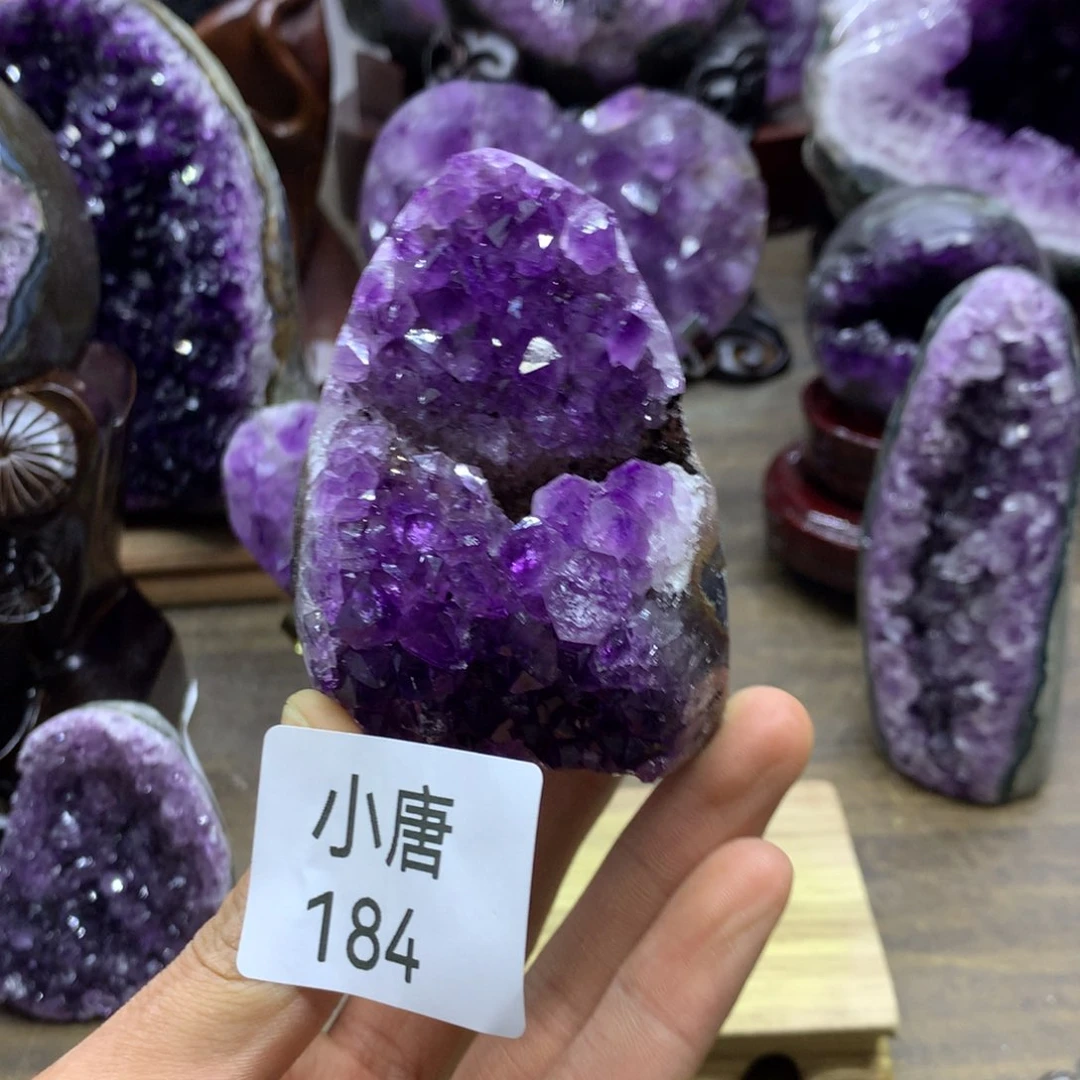 紫晶大型摆件（非配饰）未镶嵌做****士