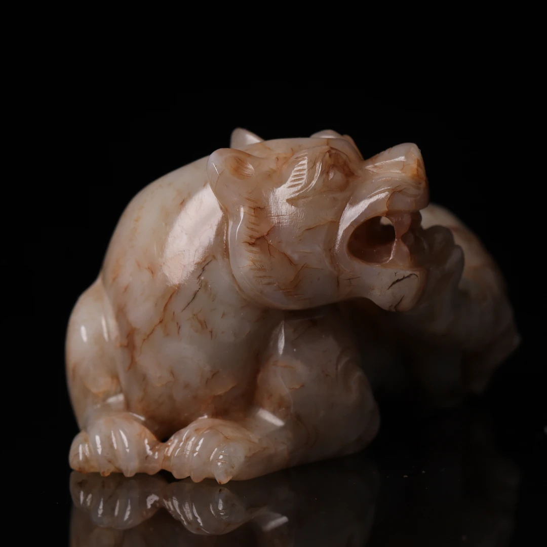 明代和田玉瑞兽把件-NX