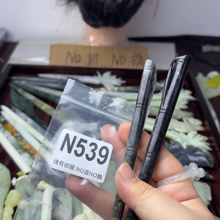 蛇纹石玉发饰合金小***啊