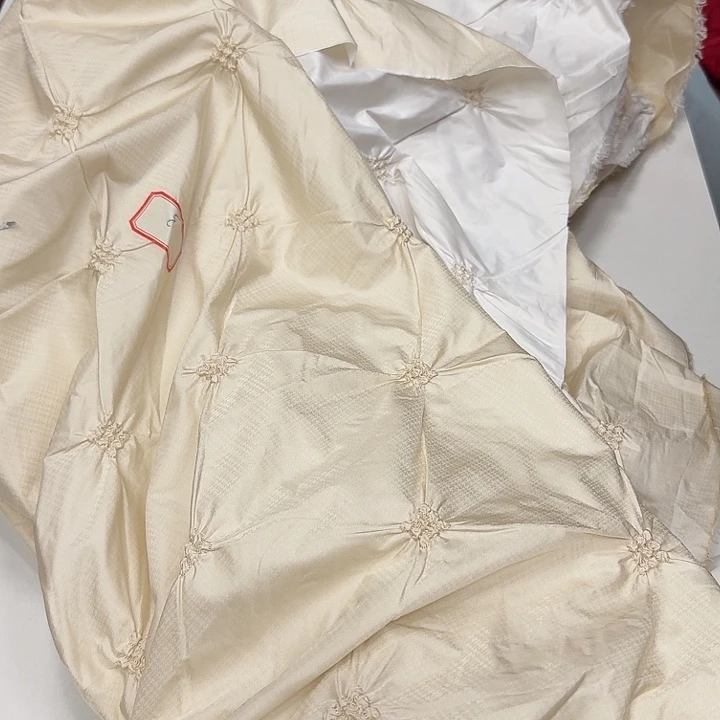 无纺布孤品羽绒服面料