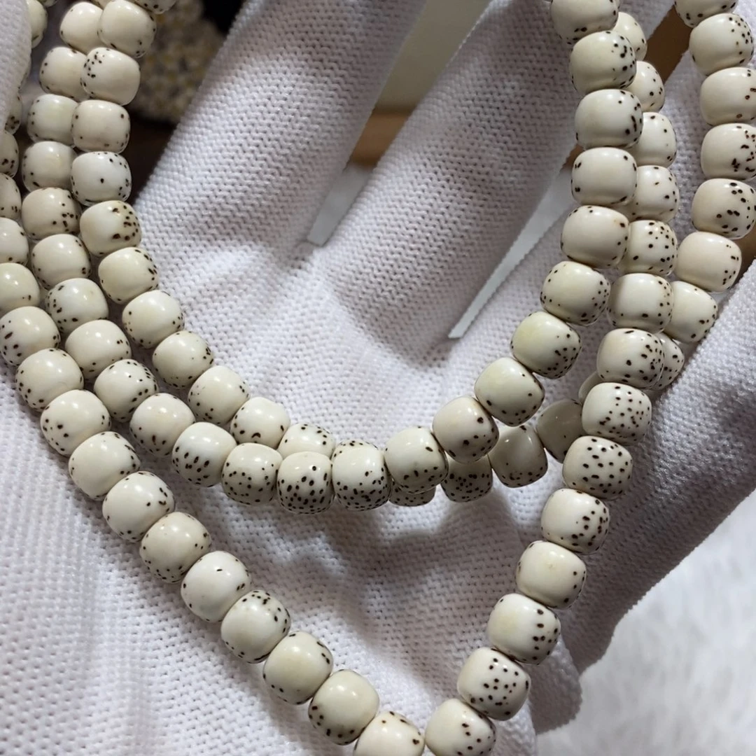 星月菩提手串原白76河豚