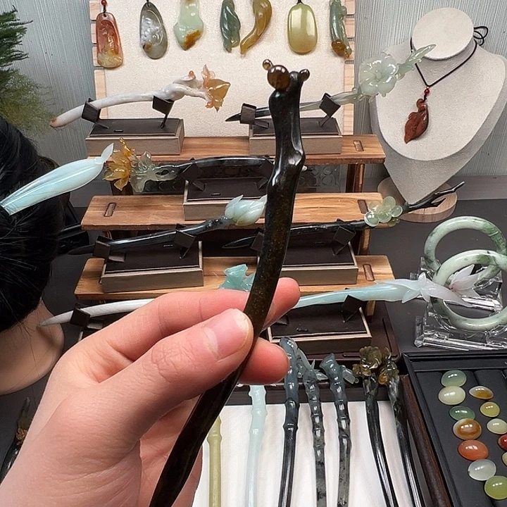 蛇纹石玉未镶嵌发簪