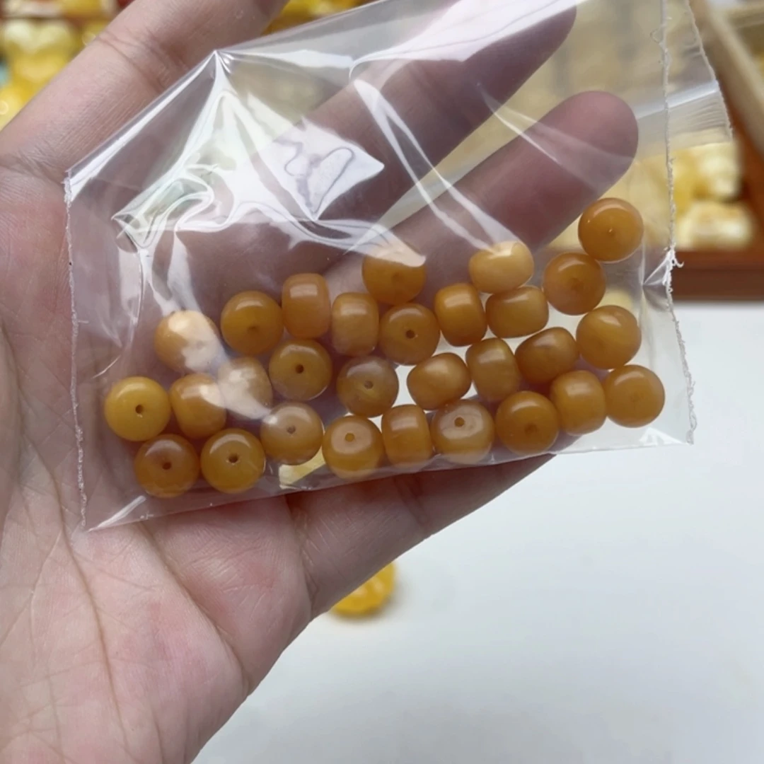 【闪购商品】未镶嵌蜜蜡裸石2个