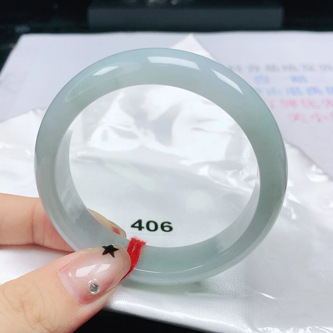 翡翠手镯未镶嵌翡翠52.5胶润细腻天空蓝正圈