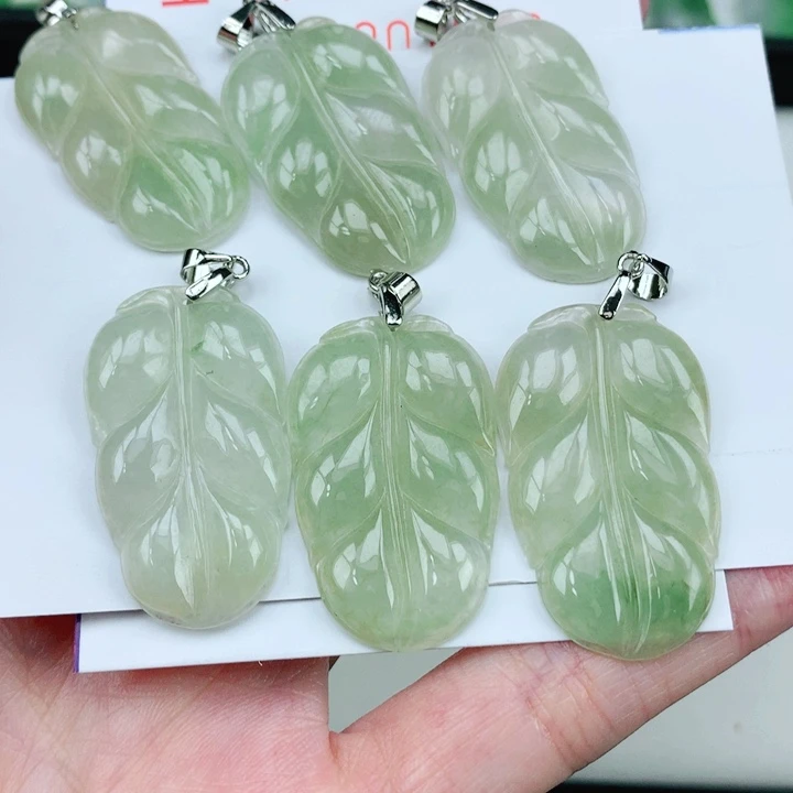 翡翠未镶嵌颈饰多样性发其1