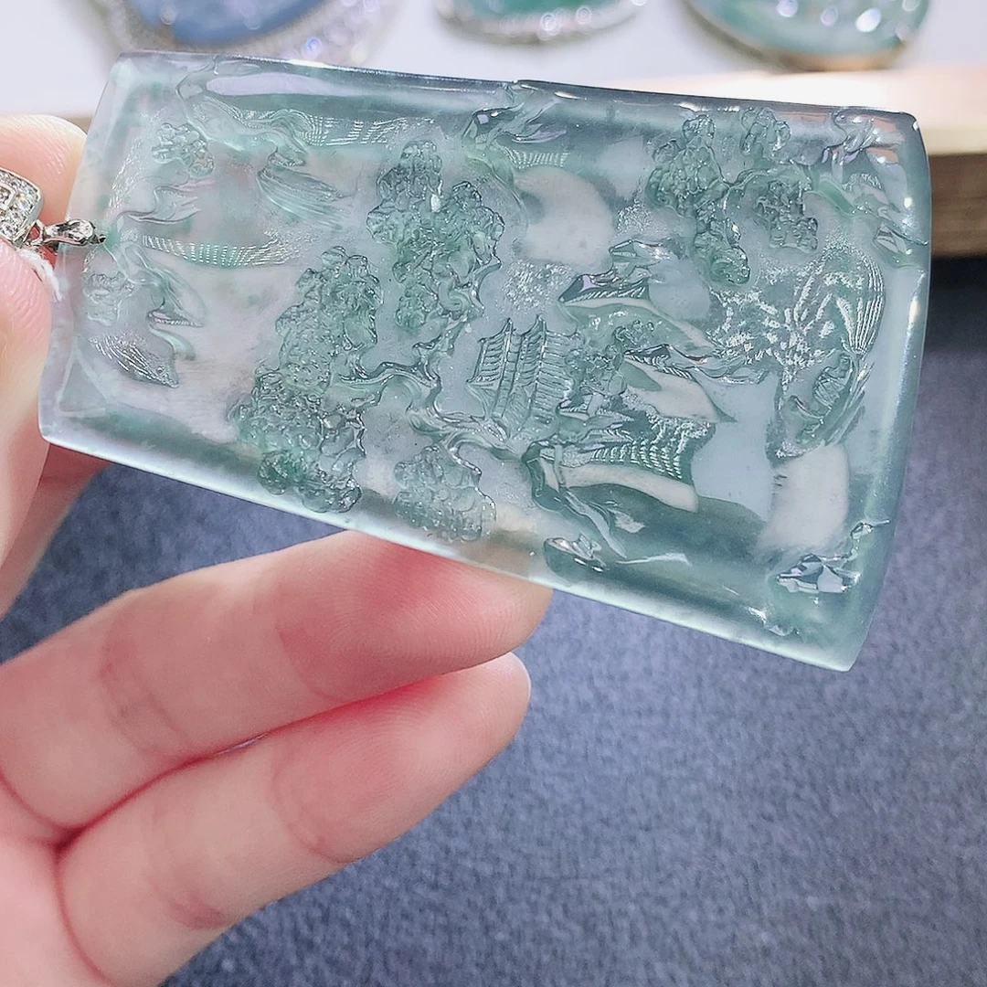 翡翠未镶嵌颈饰翡翠