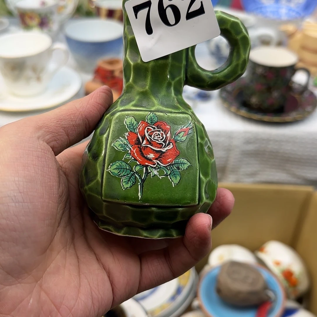 茶盏红**屋我的小姐姐们都是我的小可爱们的