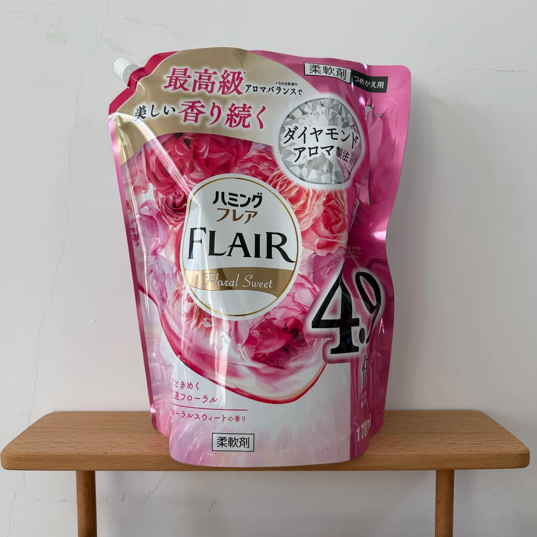 日本玫瑰味柔顺剂替换大包装1780ml