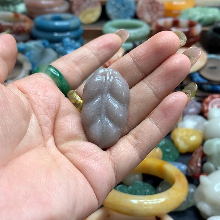 石英质玉（黄龙玉）合金颈饰