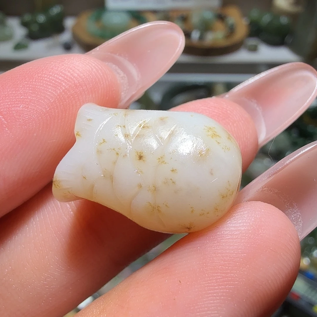 和田玉未镶嵌珠宝奇石