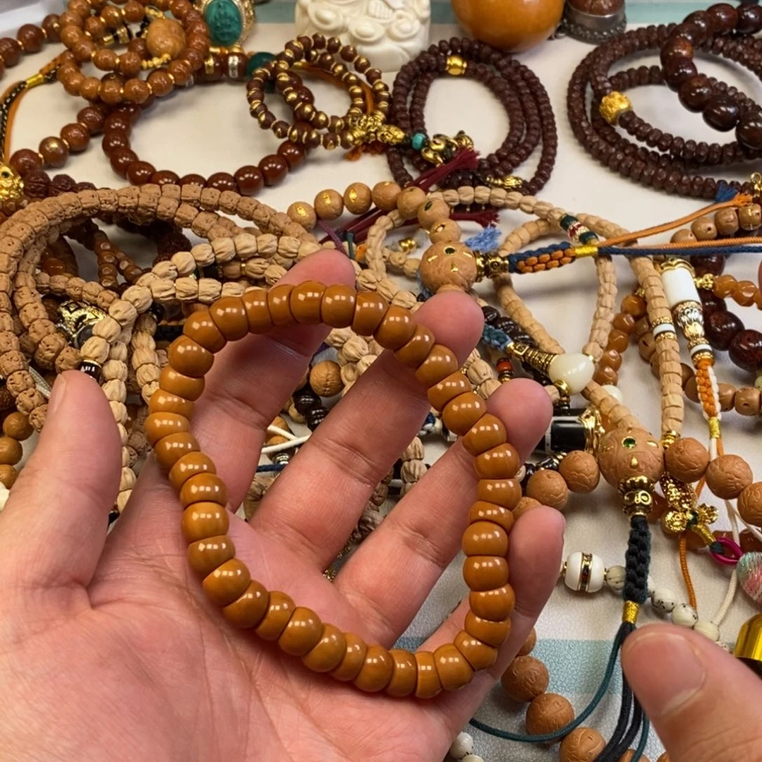 猴头核桃吊坠1。。。。。。。。。。。